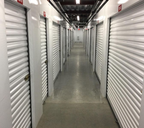 Extra Space Storage - Tewksbury, MA