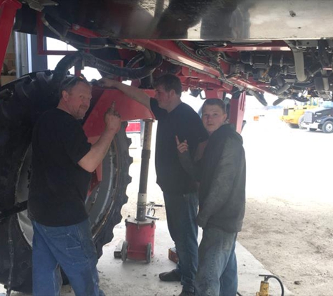 Twin Creeks Tires And Service, L.L.C. - West Brooklyn, IL