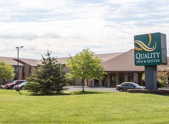 Quality Inn & Suites Sun Prairie Madison East - Sun Prairie, WI