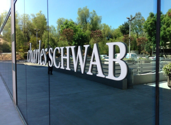 Charles Schwab - Woodland Hills, CA