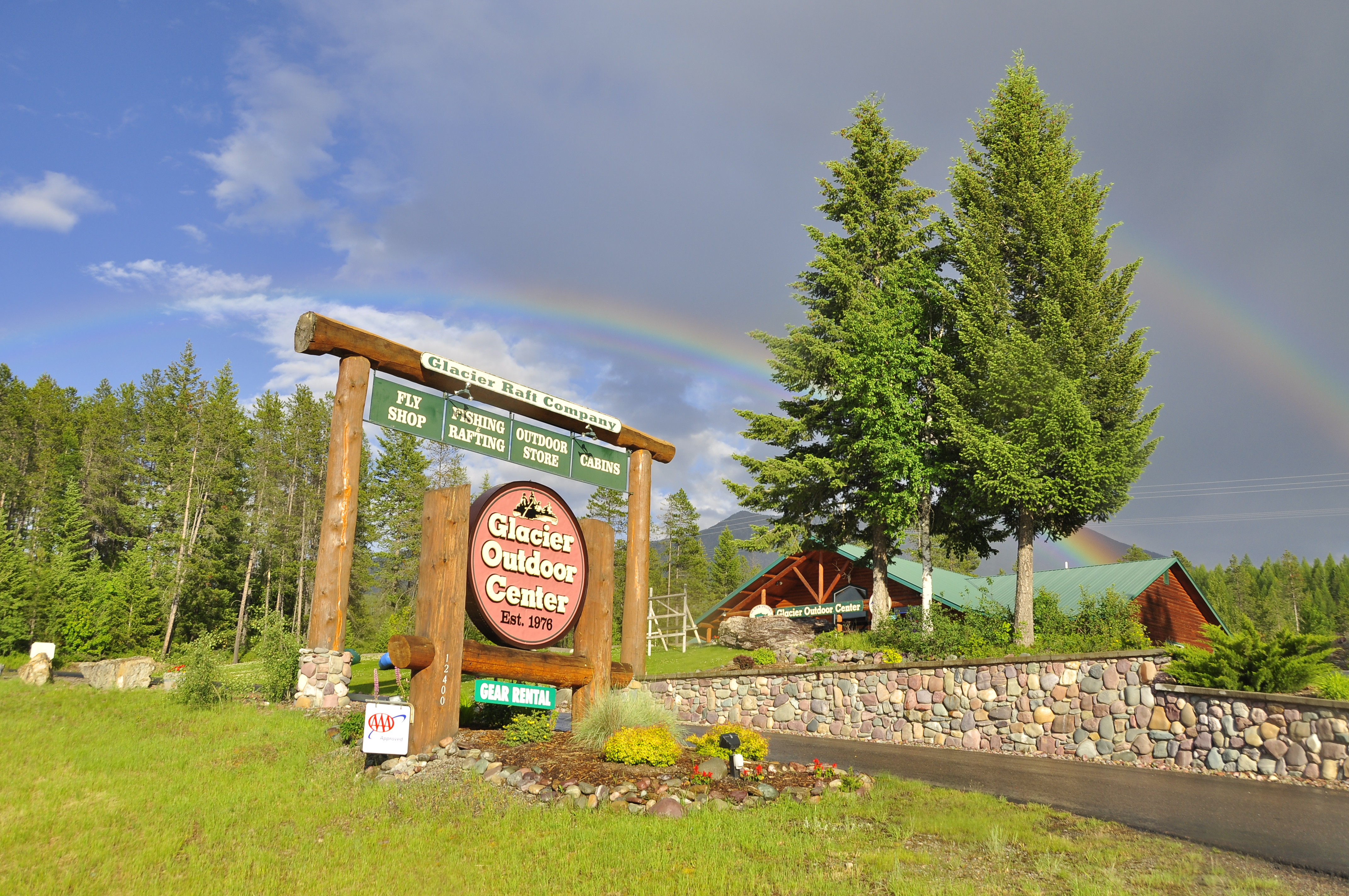 Glacier Outdoor Center 12400 Highway 2 E West Glacier Mt 59936