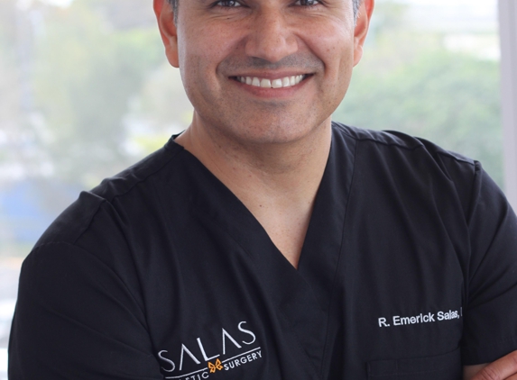 Salas Plastic Surgery - Pembroke Pines, FL