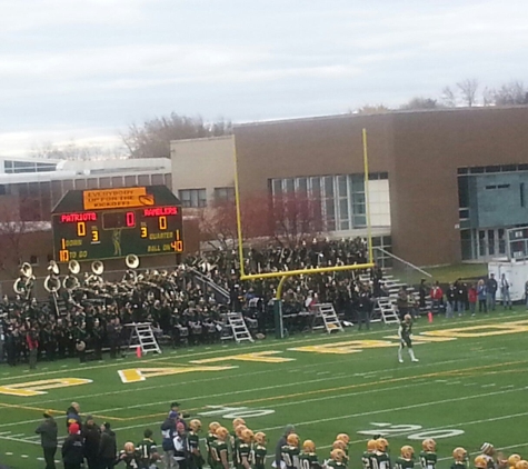 Adlai E Stevenson High School - Lincolnshire, IL