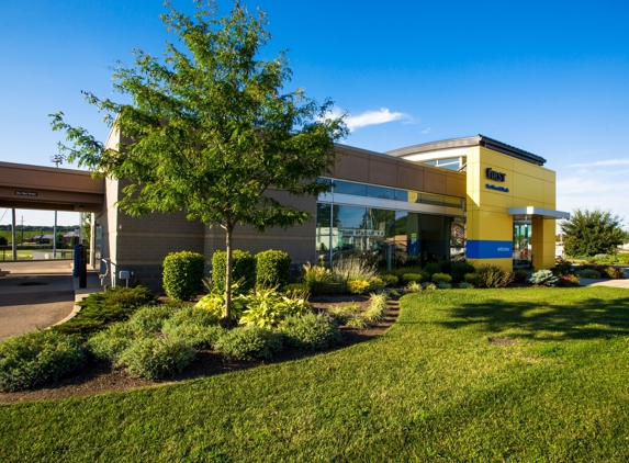 First Financial Bank & ATM - Columbus, IN