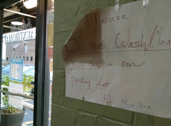 Federal Hill Laundromat - Baltimore, MD