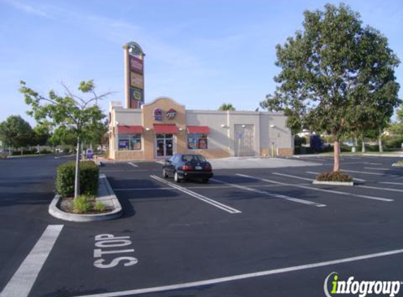 Pizza Hut - East Palo Alto, CA