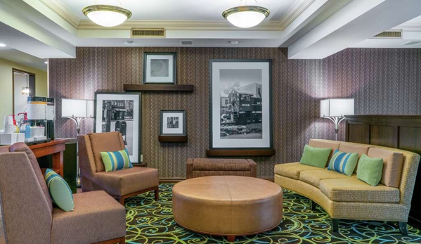 Hampton Inn & Suites Valley Forge/Oaks - Phoenixville, PA