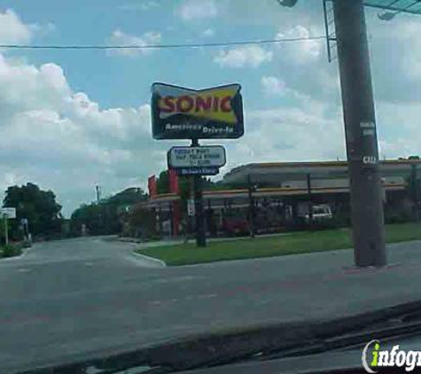 Sonic Drive-In - Dallas, TX