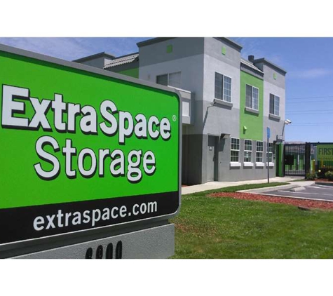 Extra Space Storage - Gilroy, CA