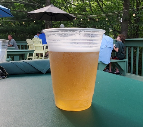 Boone's Long Lake Inn - Traverse City, MI