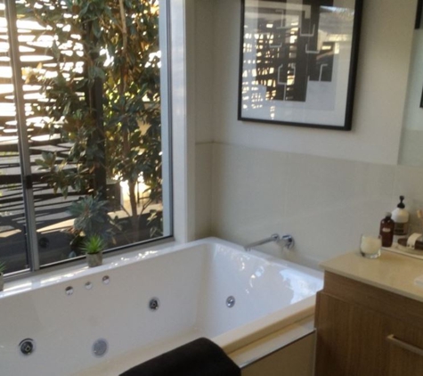 Les Taylor Plumbing - Preston, VIC