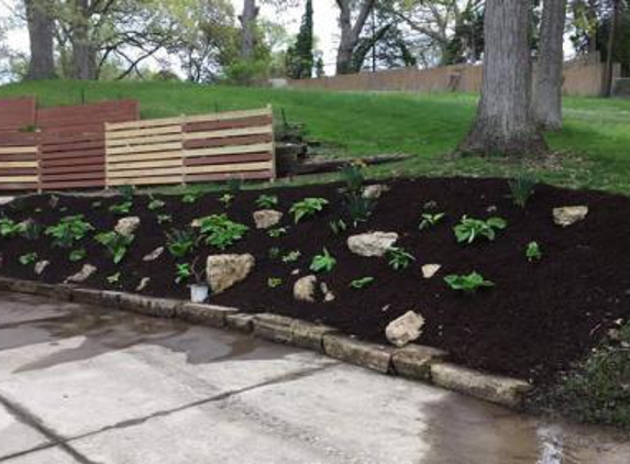 Topscape Landscaping - Moline, IL