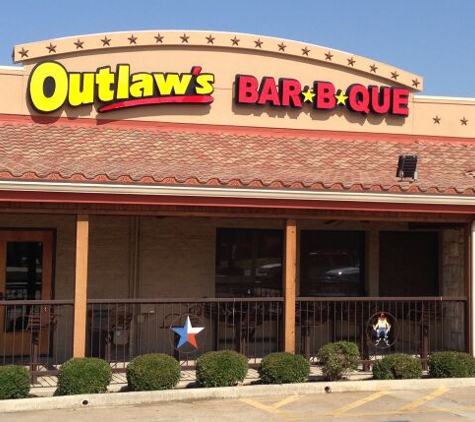 Outlaw's Barbeque - Grand Prairie, TX