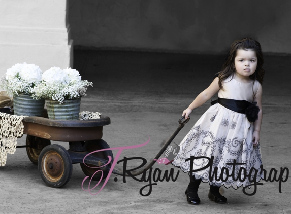 T. Ryan Photography - El Cajon, CA