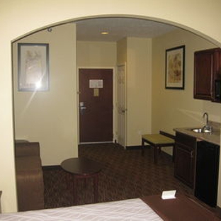 Best Western Plus Springfield Airport Inn - Springfield, MO