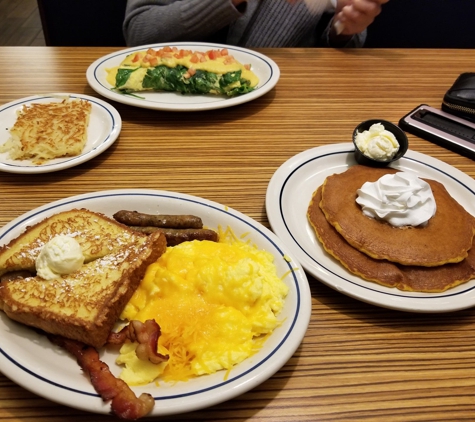 IHOP - Totowa, NJ