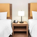 Days Inn & Suites by Wyndham Huntsville - Hotels