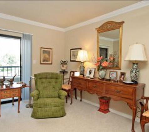 Mayfair Village Retirement Community - Lexington, KY