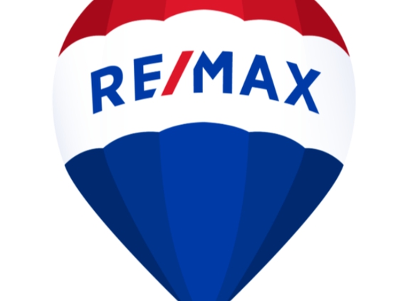 Shauna Hooker REALTOR - RE/MAX Fine Properties - Scottsdale, AZ