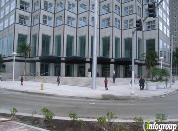 Casais & Prias Law Office - Miami, FL