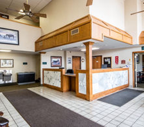 Econo Lodge - Blackwell, OK