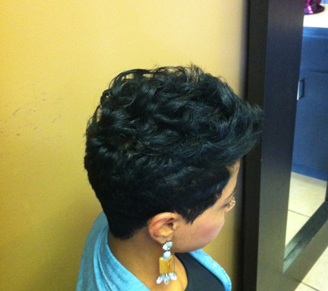 Sol' Divas Hair Studio Presents Matesha Natalia - Jacksonville, FL