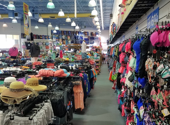 Surf Style 145: Surf, Swimwear, Sporting Goods in Sanibel Island - Sanibel, FL