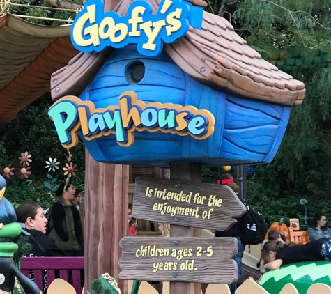 Goofy's How-to-Play Yard - Anaheim, CA