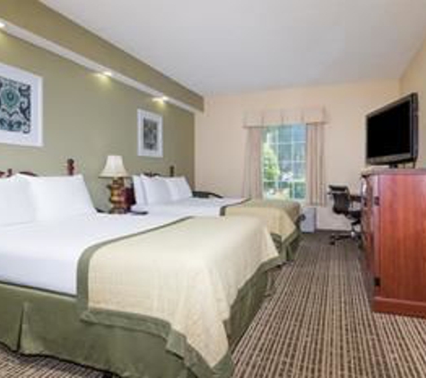 Baymont Inn & Suites - Lakeland, FL