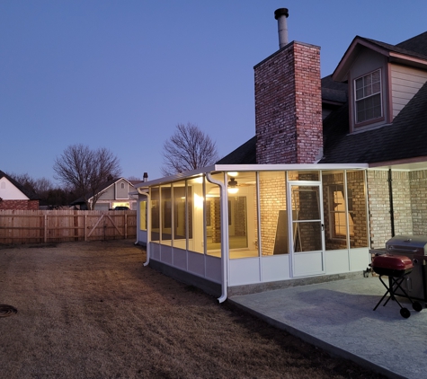 Standard Builders Supply of Tulsa - Tulsa, OK. Screen Room view & Patio addition