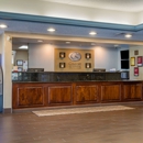 Comfort Suites Bethlehem Near Lehigh University and LVI Airport - Motels