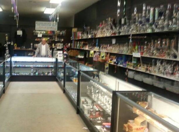 Lallous Tobacco Shop - Willow Grove, PA