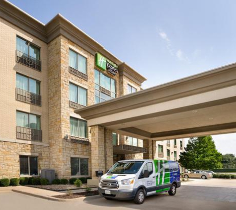 Holiday Inn Express & Suites Allen North-Event Center - Allen, TX