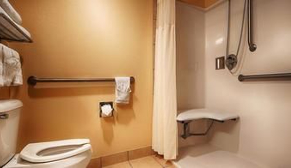 Best Western Plus Midwest City Inn & Suites - Midwest City, OK