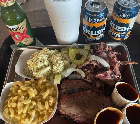 Tin Roof BBQ - Humble, TX