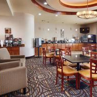 Best Western Plus Fort Worth Forest Hill Inn & Suites - Fort Worth, TX