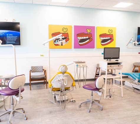 GRiN Pediatric Dentistry & Orthodontics of Lakewood - Lakewood, CO