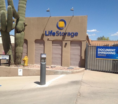 Extra Space Storage - Cave Creek, AZ