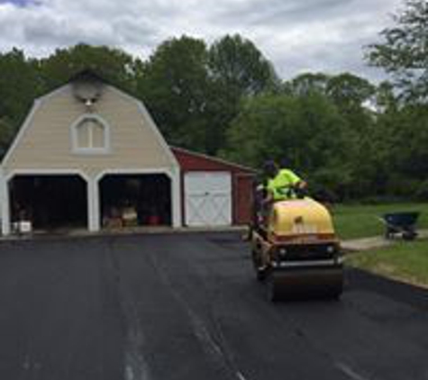 Poole Brother's Paving & Sealcoating - Casco, ME