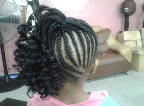 Marly African Hair Braiding&Weaving - Uniondale, NY