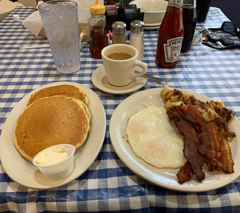 Blue Plate Cafe - Memphis, TN