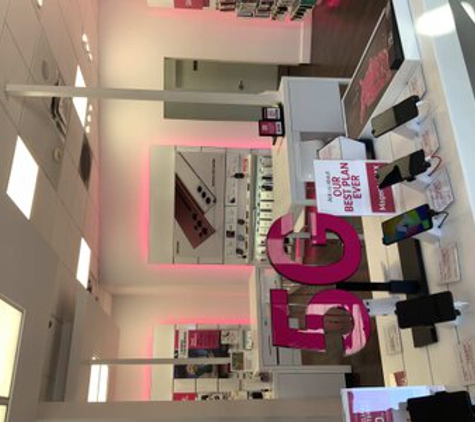 T-Mobile - Oakland, CA