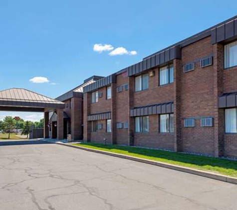 Quality Inn St. Cloud West - Saint Cloud, MN