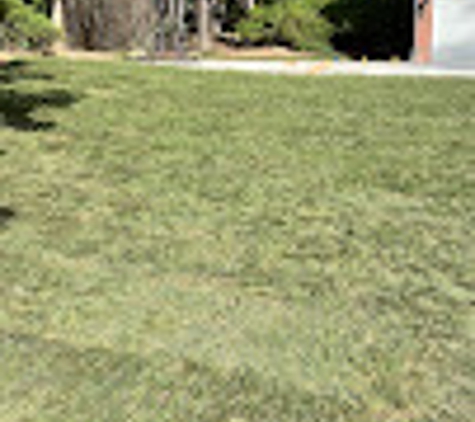 martinez lawn care garden - smithfield, NC