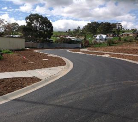 Leech Earthmoving Contracting Pty Ltd
