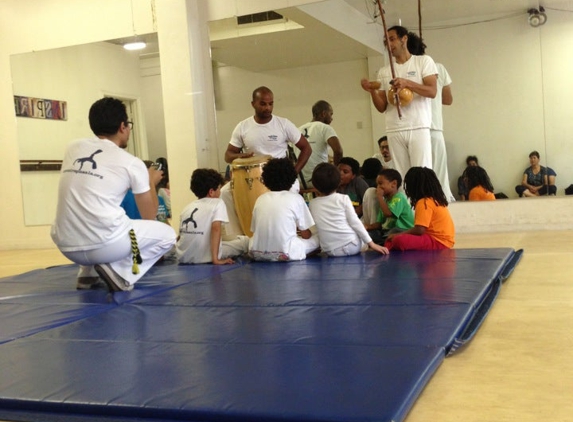 Capoeira Batuque Pasadena - Pasadena, CA