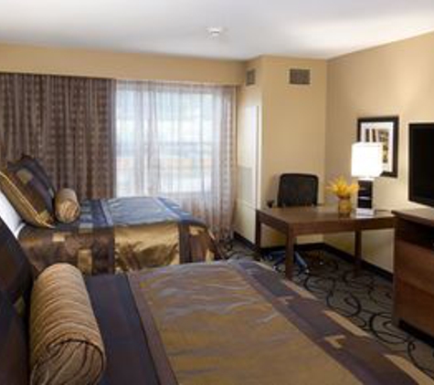 Clubhouse Hotel & Suites - Pierre, SD