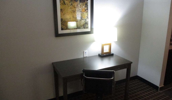 Best Western Plus Regency Park - Walker, LA