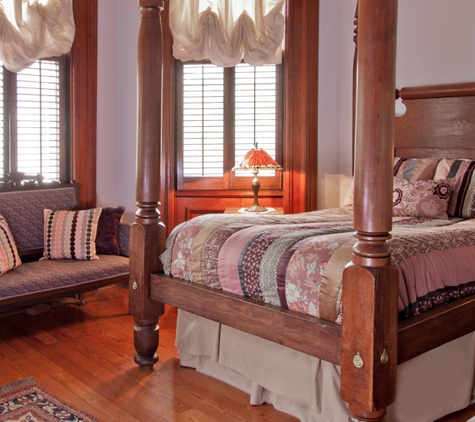 Grand Victorian Bed & Breakfast - New Orleans, LA