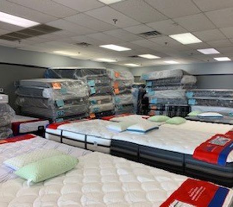 Marks Mattress Outlet - Evansville, IN